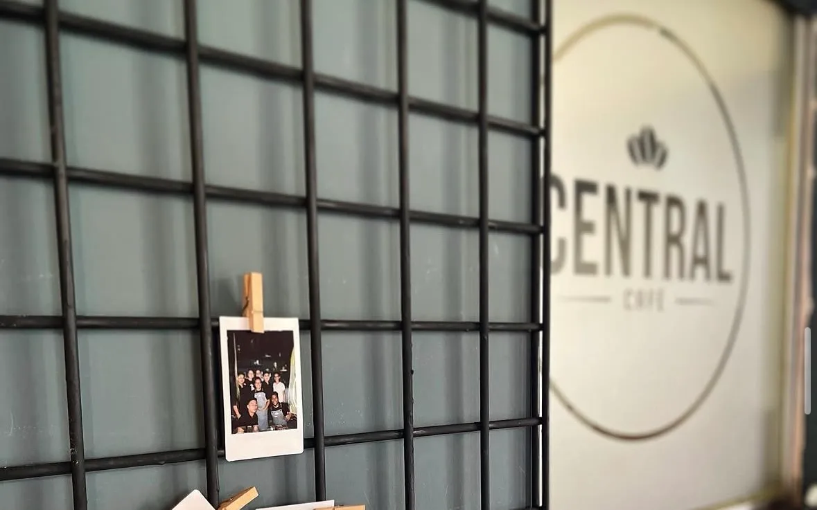 Central Café