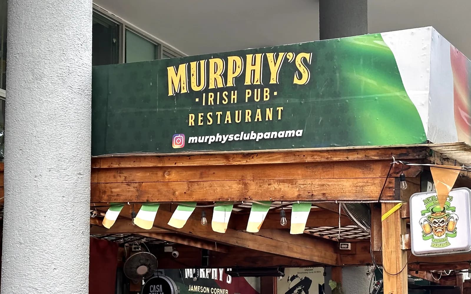 Murphy's Bar Restaurant & Club